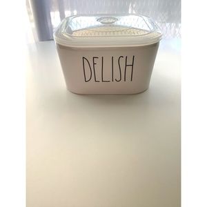 New RAE DUNN 💥Delish💥 Vented Tupperware!